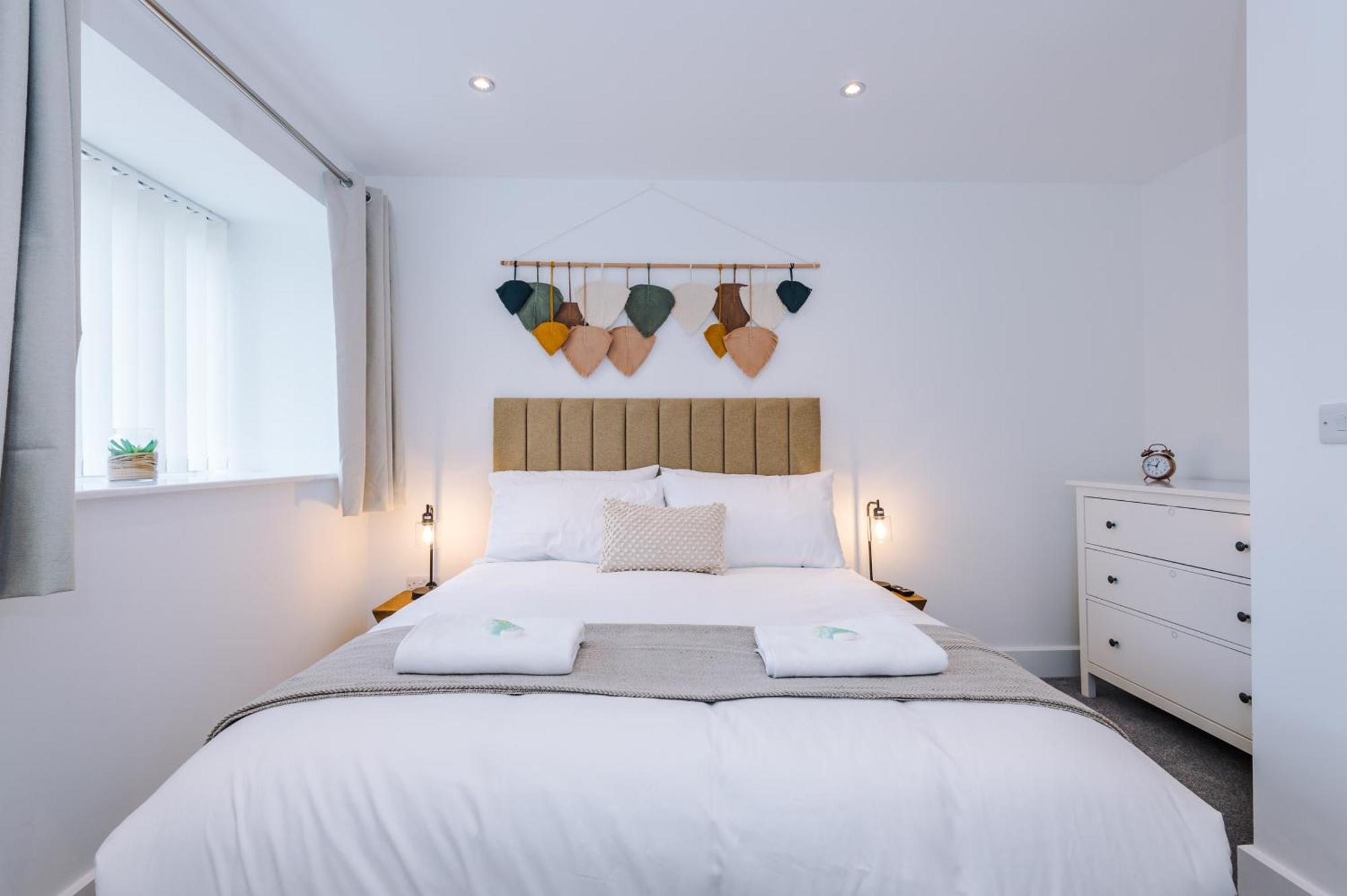 Number 21: A Breathtaking Chester With Parking Holiday home Mollington (Cheshire)