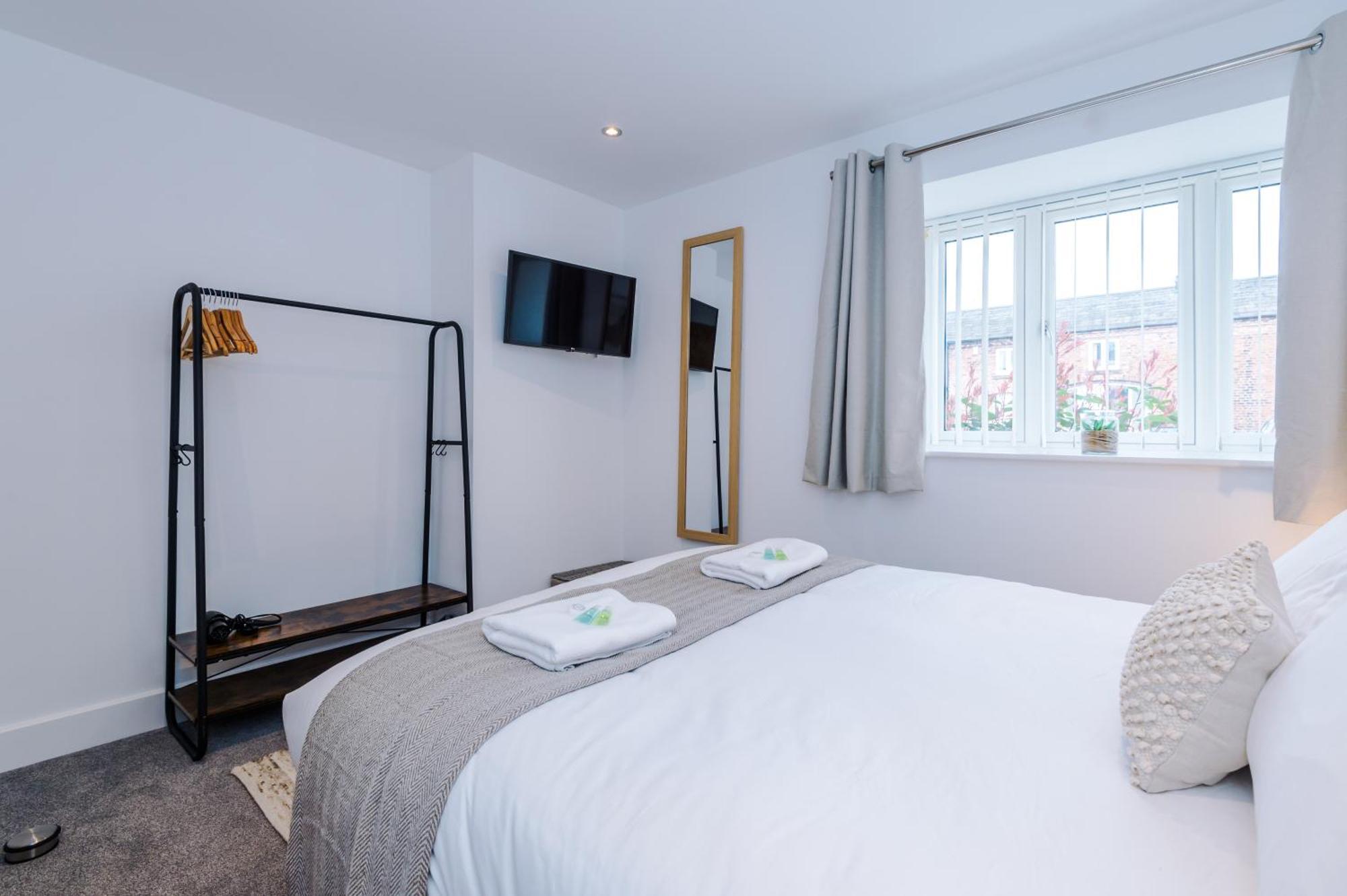 Number 21: A Breathtaking Chester With Parking Holiday home *